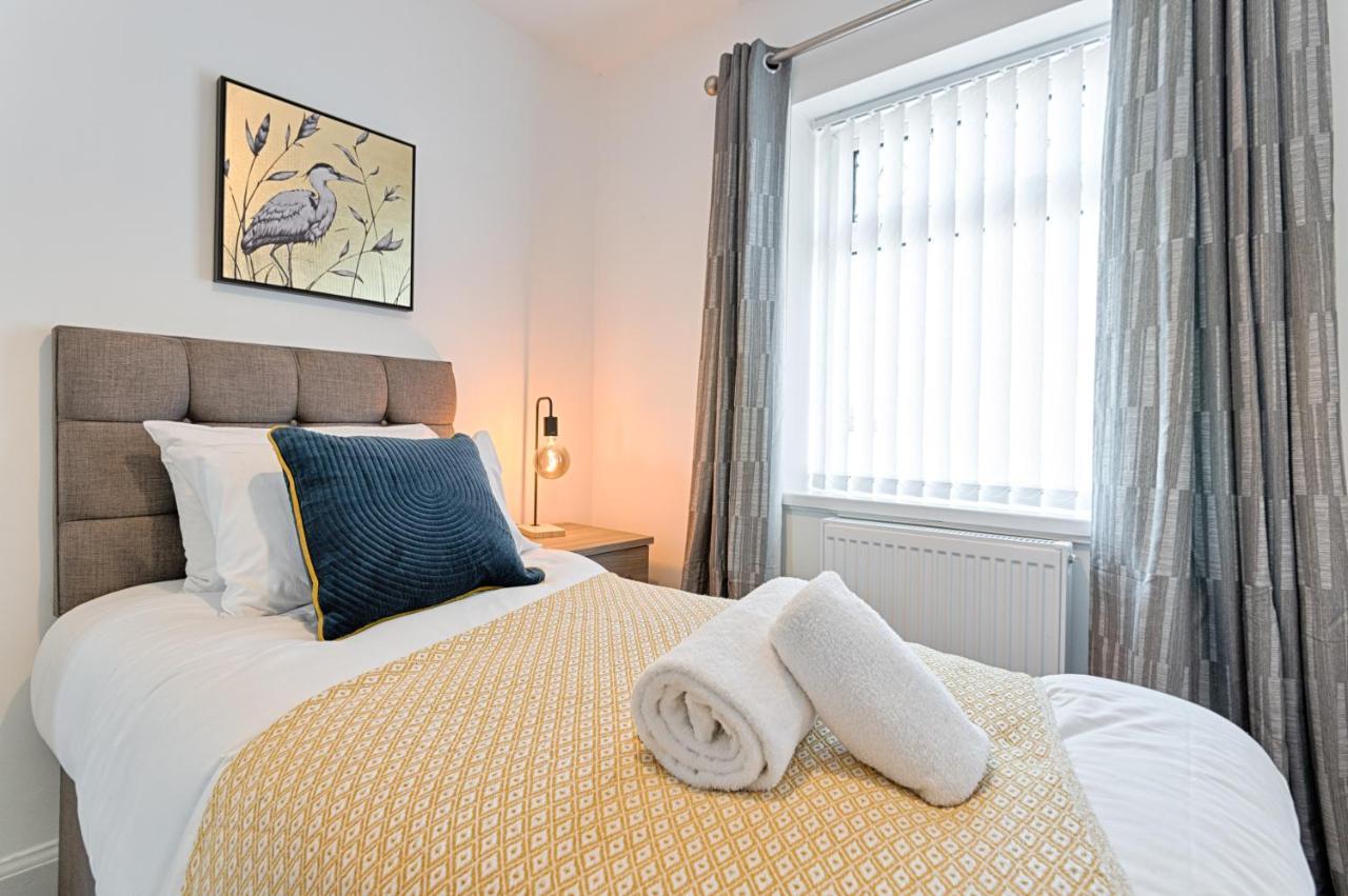 The Glenroy - Tv In Every Bedroom! Swansea Zewnętrze zdjęcie